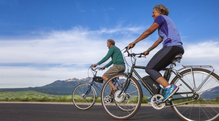 Why E-Bikes are Great for Older People - Techicy