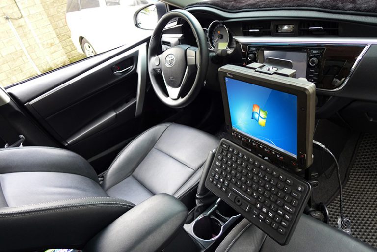 Why Your Delivery Van Needs an InCar Computer Mount