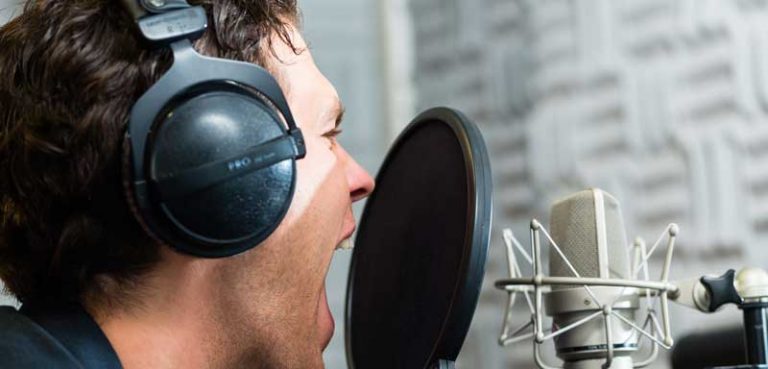 Essential Tips On How To Become A Voice Actor - Techicy