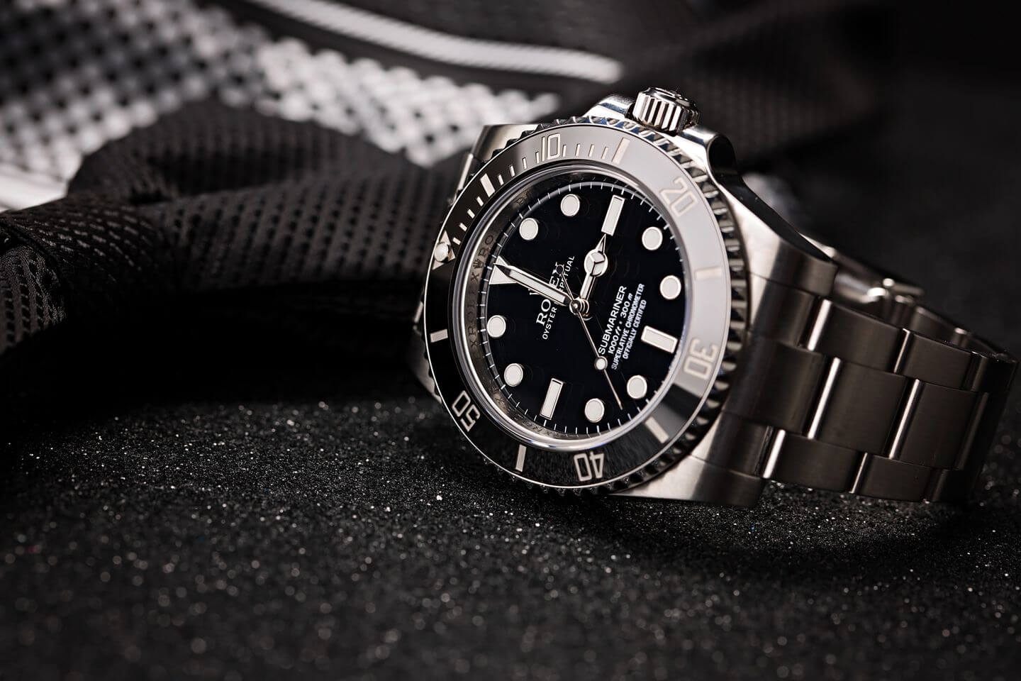 A Thumb’s Rule Guide To Buying A Watch - Techicy