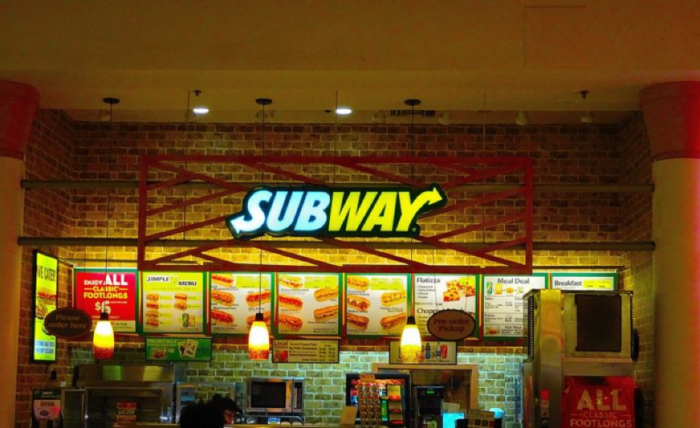 know-the-minimum-age-to-work-at-subway